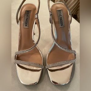 Steve Madden Noelle heel
